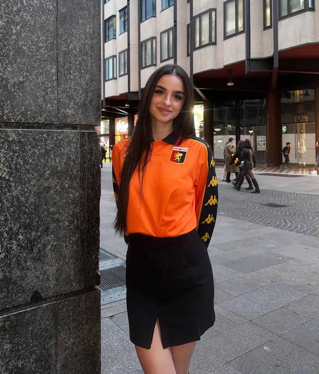 斗球直播-性感丨意甲场边有道风景线