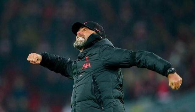 1676384073484091683.jpg 【早报】足协主席陈戌源被查!欧冠哪有国足“精彩”…